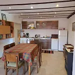 Casa 3*
