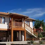 Guest house Casa 3*