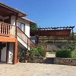 Casa Lambukh